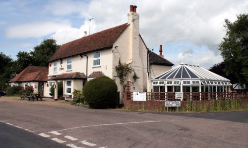 Front view of the Rose & Crown